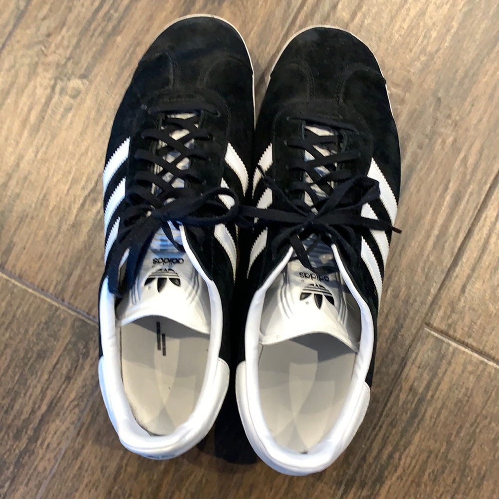 Men’s adidas black suede size 13 sneakers